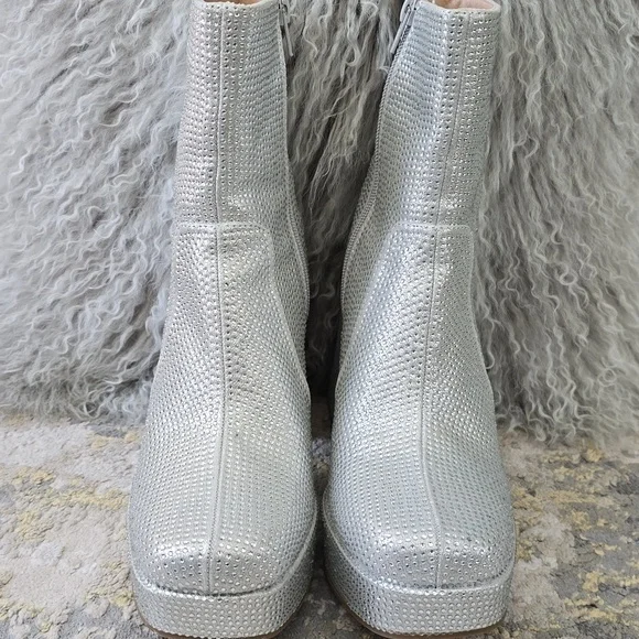Mia Iva Silver Platform Boots | Sparkly Block Heel Ankle Boot| Size 7.5 - Picture 4 of 17